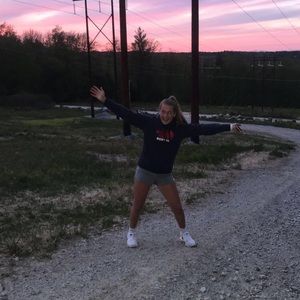 Meet your Posher, Elena